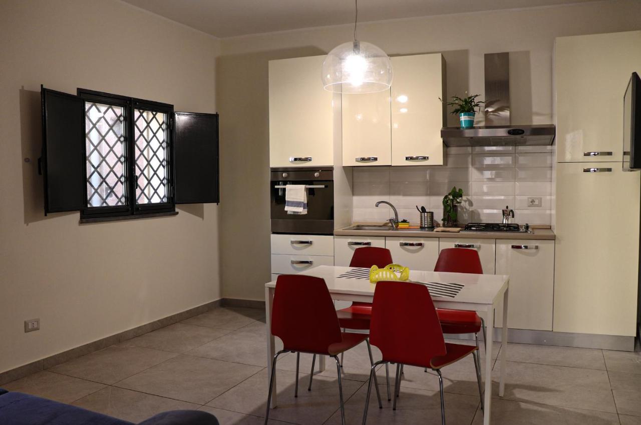 Trinacria Apartments Катанія Екстер'єр фото